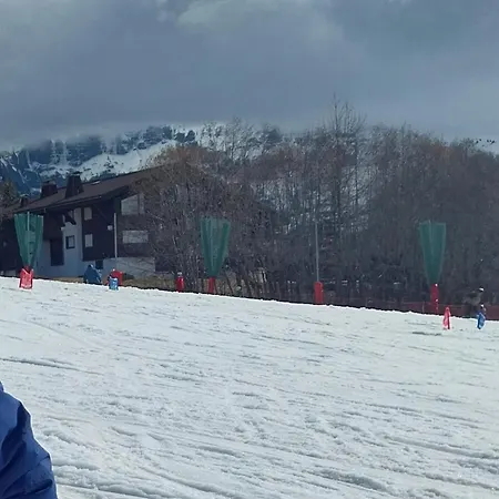 F1 Confort Skis Aux Pieds Megève