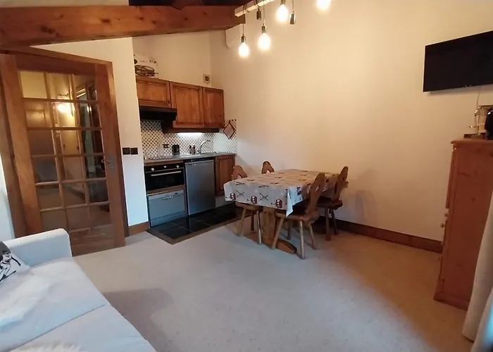 Apartment F1 Confort Skis Aux Pieds Megeve