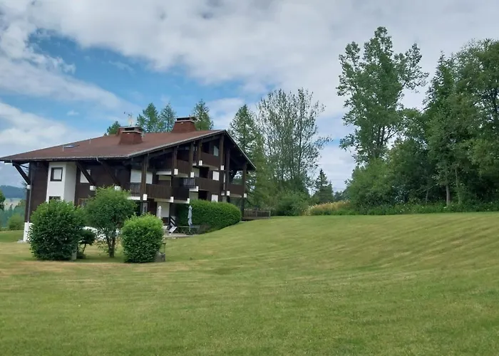 F1 Confort Skis Aux Pieds Megeve